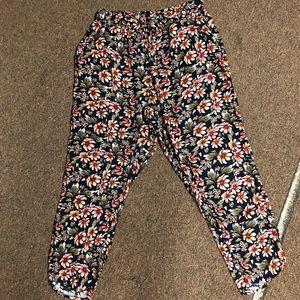 American Eagle Flowy pants